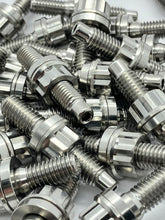 Load image into Gallery viewer, M8 Titanium Inlet Manifold Studs - Honda K/D -Series
