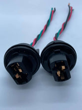 Load image into Gallery viewer, Universal 580 Bulb Holders.