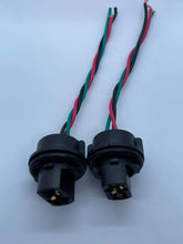 Load image into Gallery viewer, Universal 580 Bulb Holders.