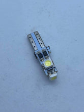 Load image into Gallery viewer, T5 3 LED SMD Canbus Bulb