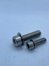 Load image into Gallery viewer, Honda D-Series Stainless Steel Engine Bolt Kit.