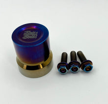 Load image into Gallery viewer, Titanium Honda D/B/H/F-Series Vtec Solenoid Cover
